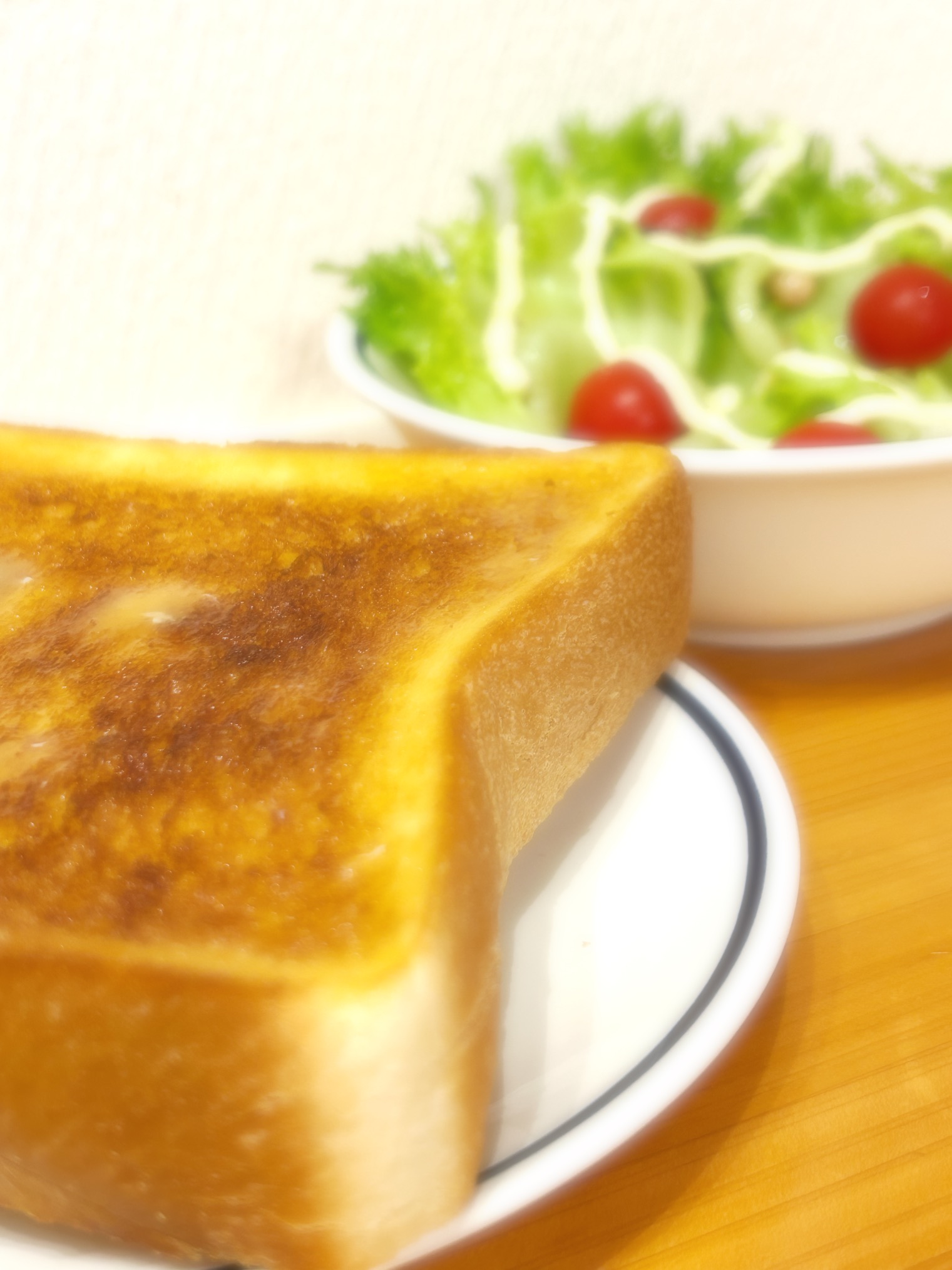 新宮しおり