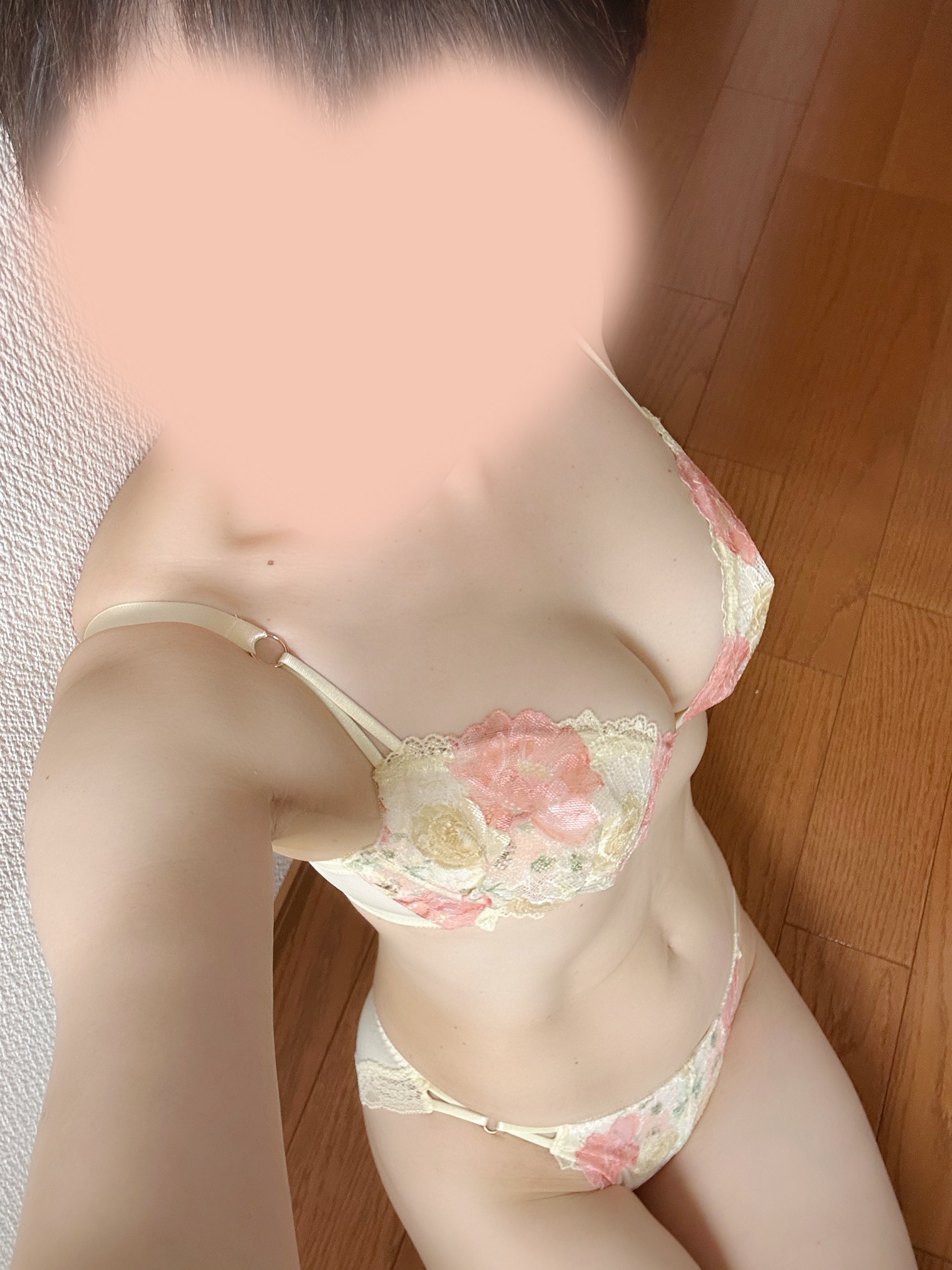 新宮しおり