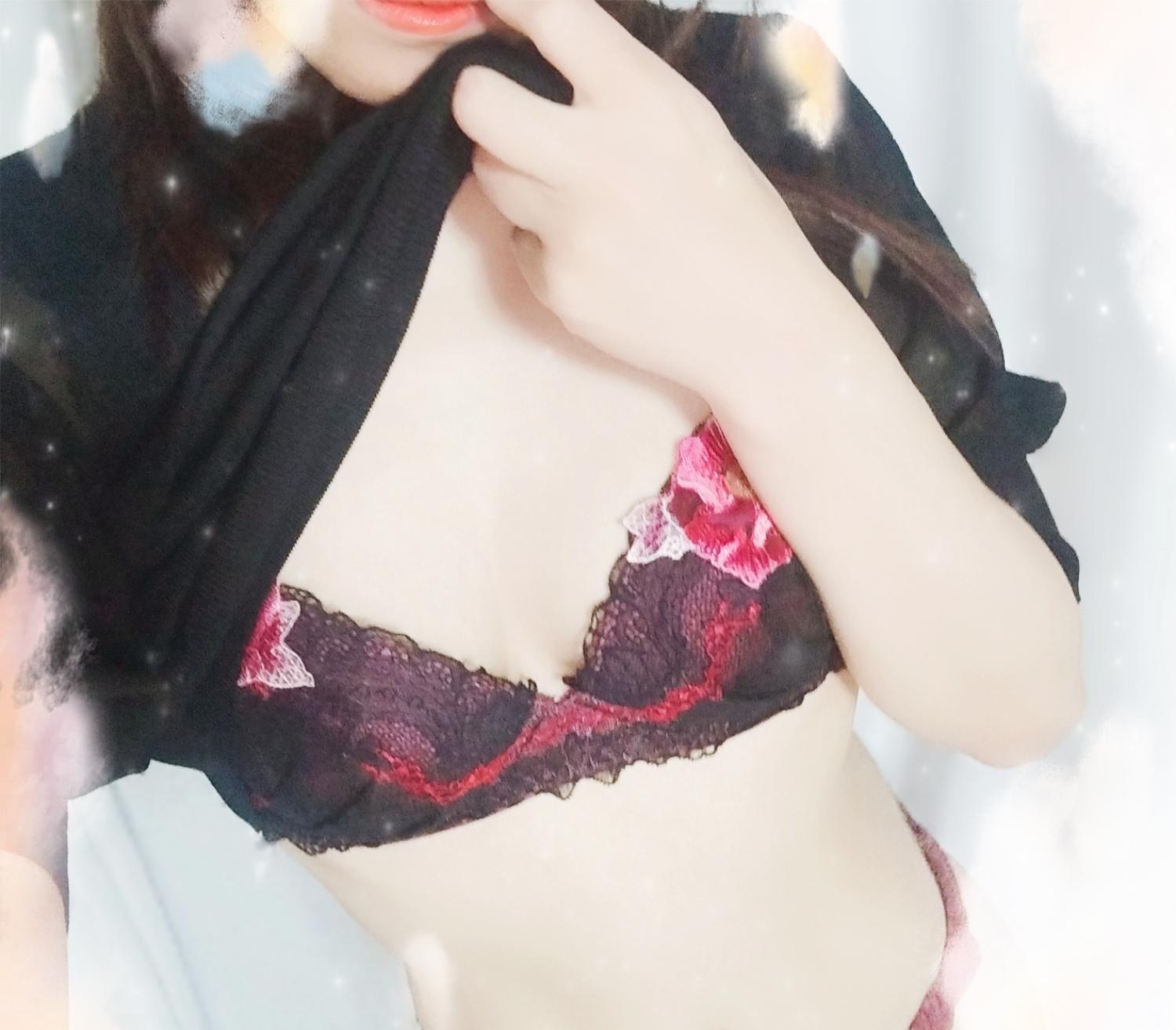 綾瀬ゆずは